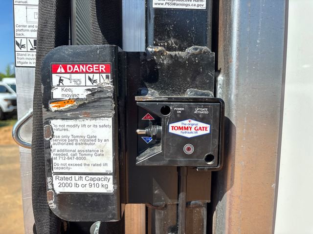 New 2025 Chevrolet Low Cab Forward image 17