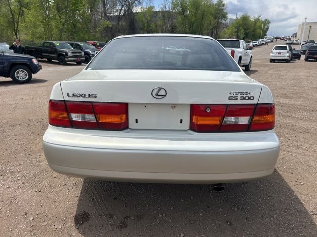 Used 1999 Lexus ES 330 FWD image 4