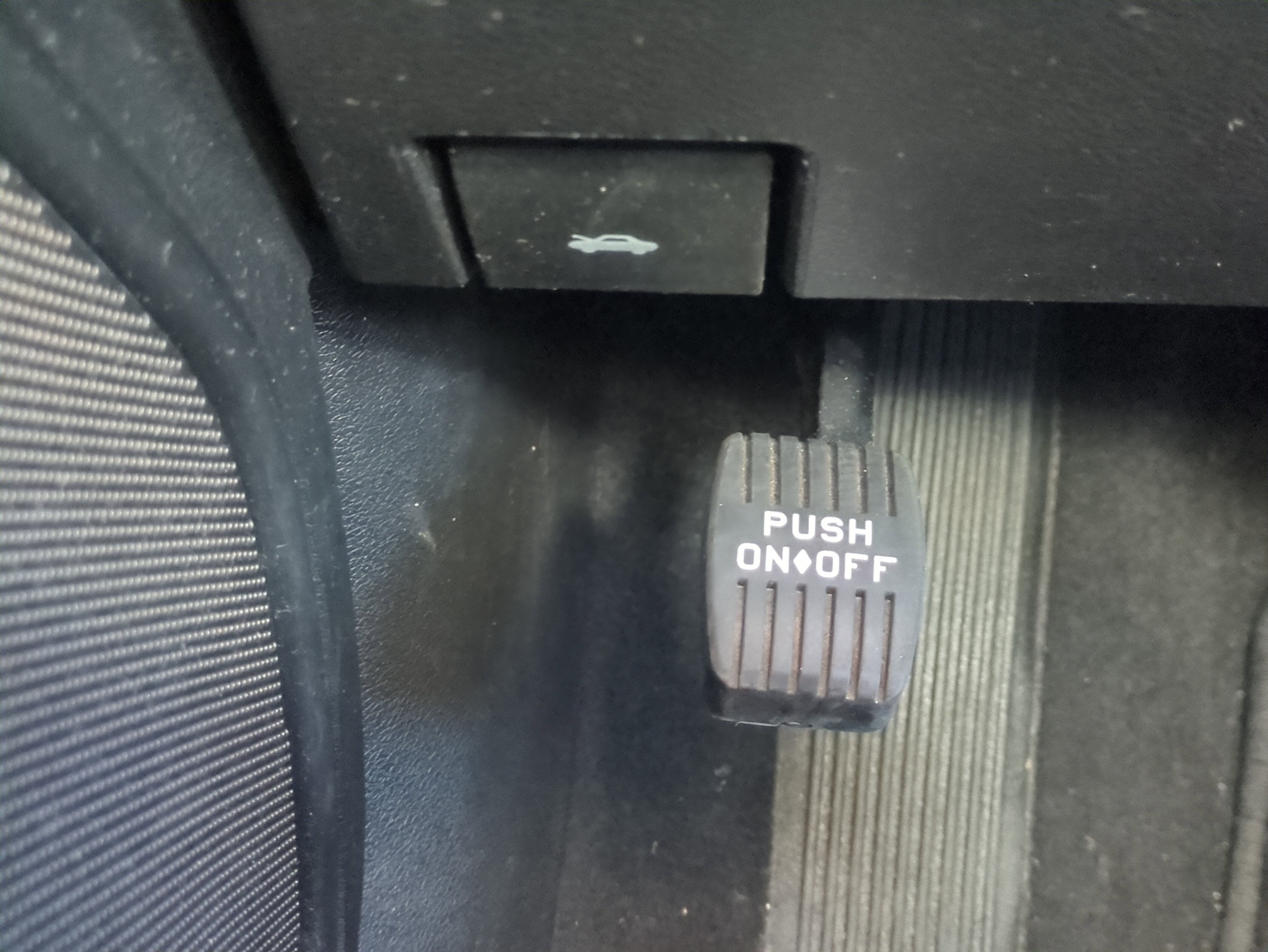 Used 2023 Dodge Charger SXT image 25