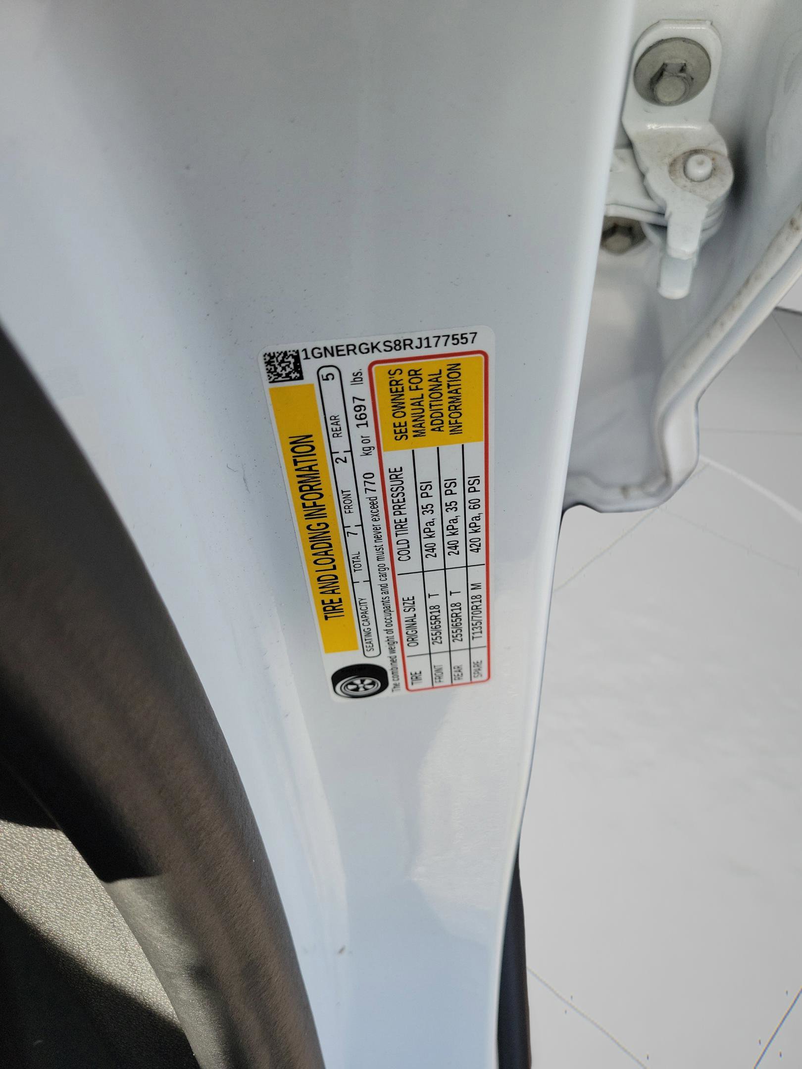 Used 2024 Chevrolet Traverse LT FWD image 29
