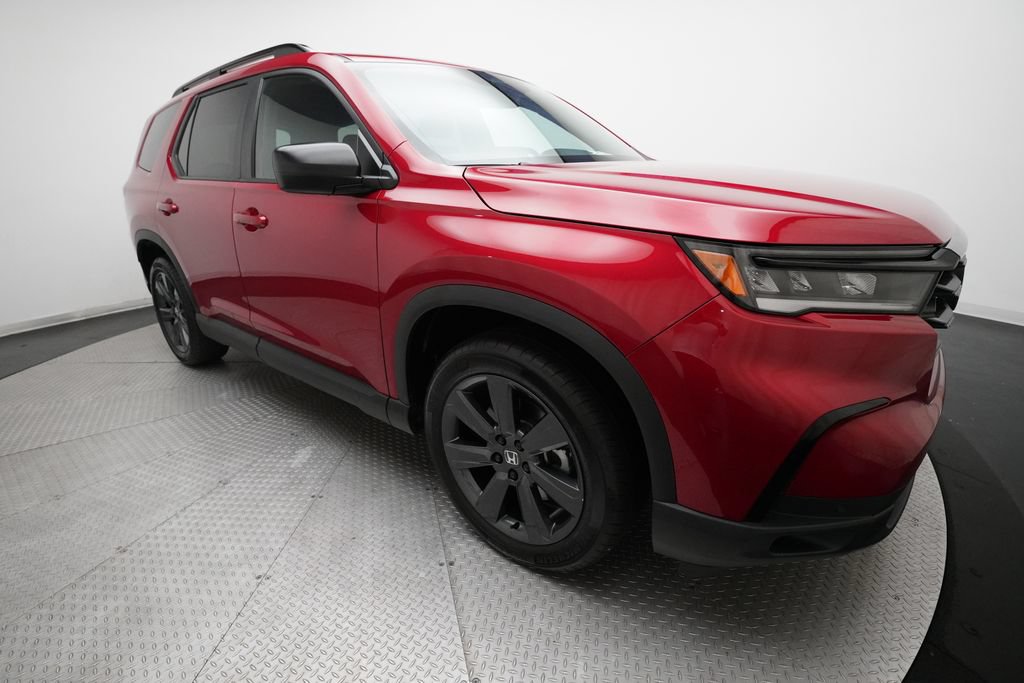 Certified 2025 Honda Pilot Sport image 35