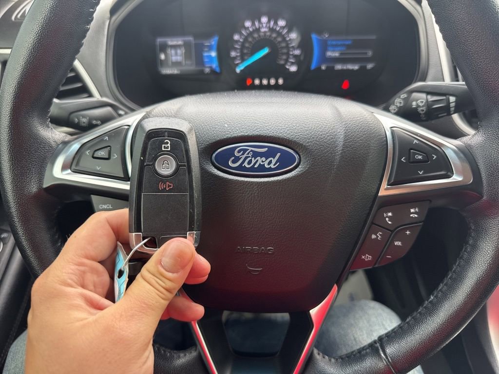 Used 2023 Ford Edge SEL image 50