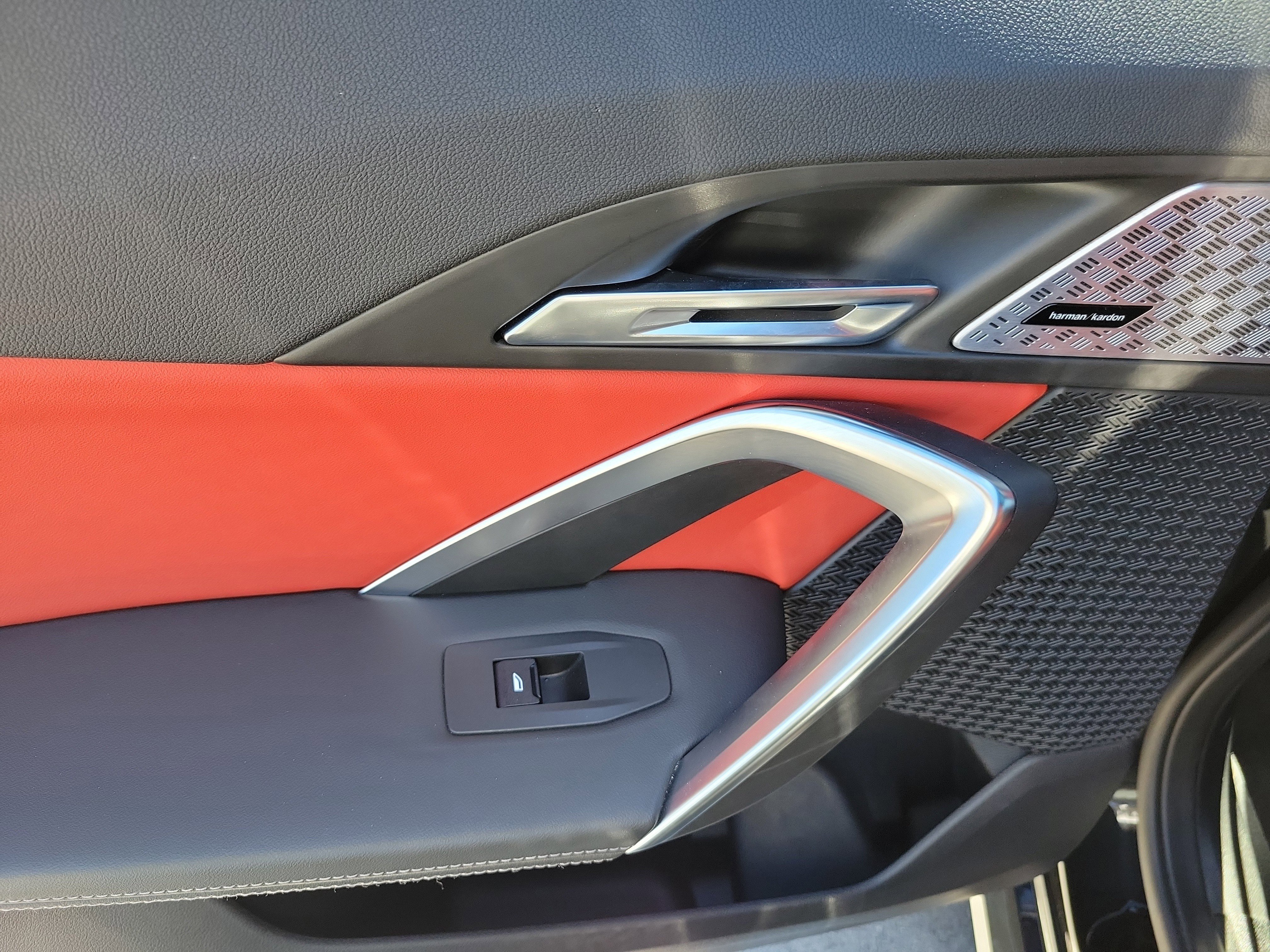 Used 2023 BMW X1 xDrive28i w/ Premium Package image 15