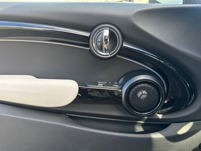 Used 2023 MINI Cooper S image 11