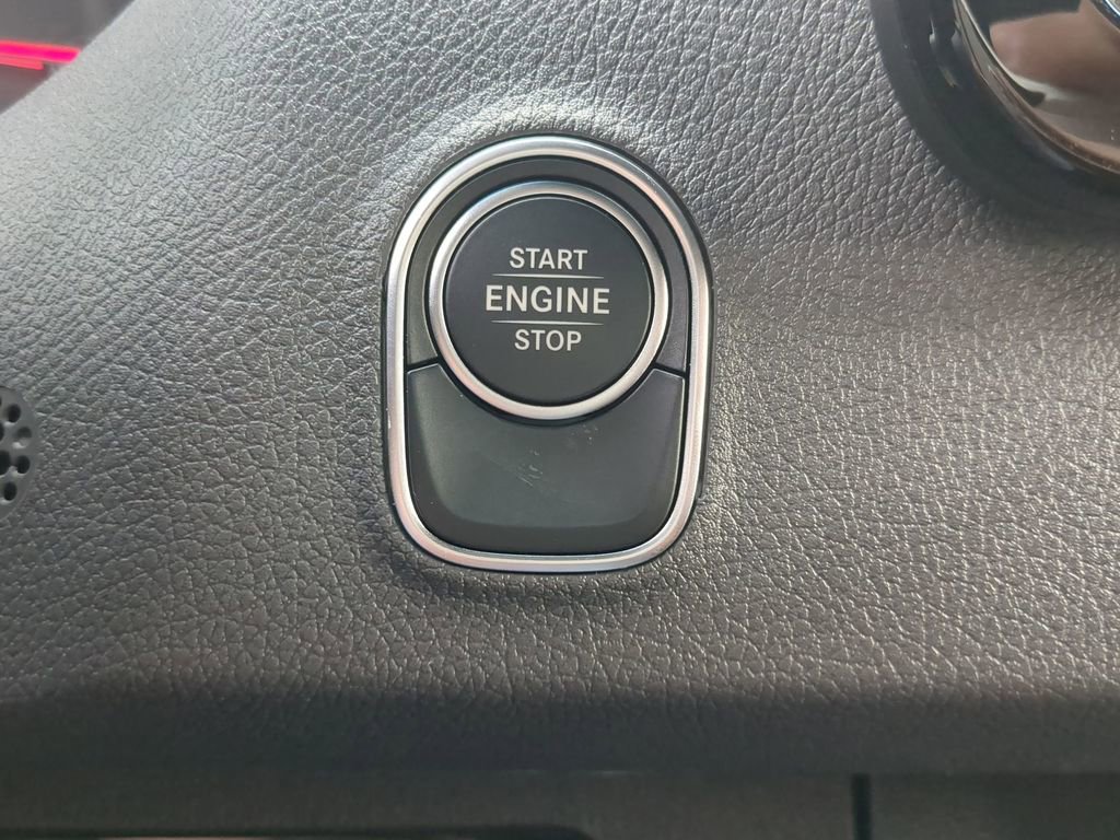 Used 2025 Mercedes-Benz Sprinter 2500 image 15