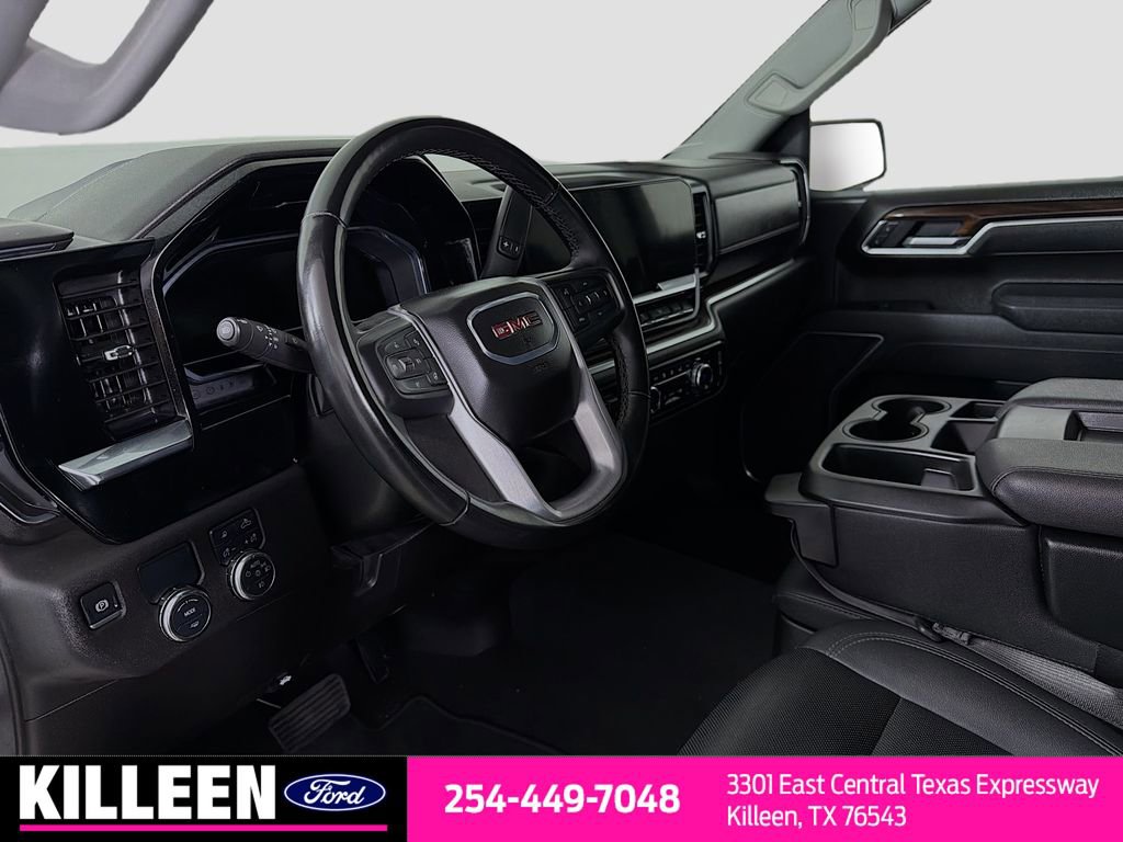Used 2025 GMC Sierra 1500 SLT RWD image 10