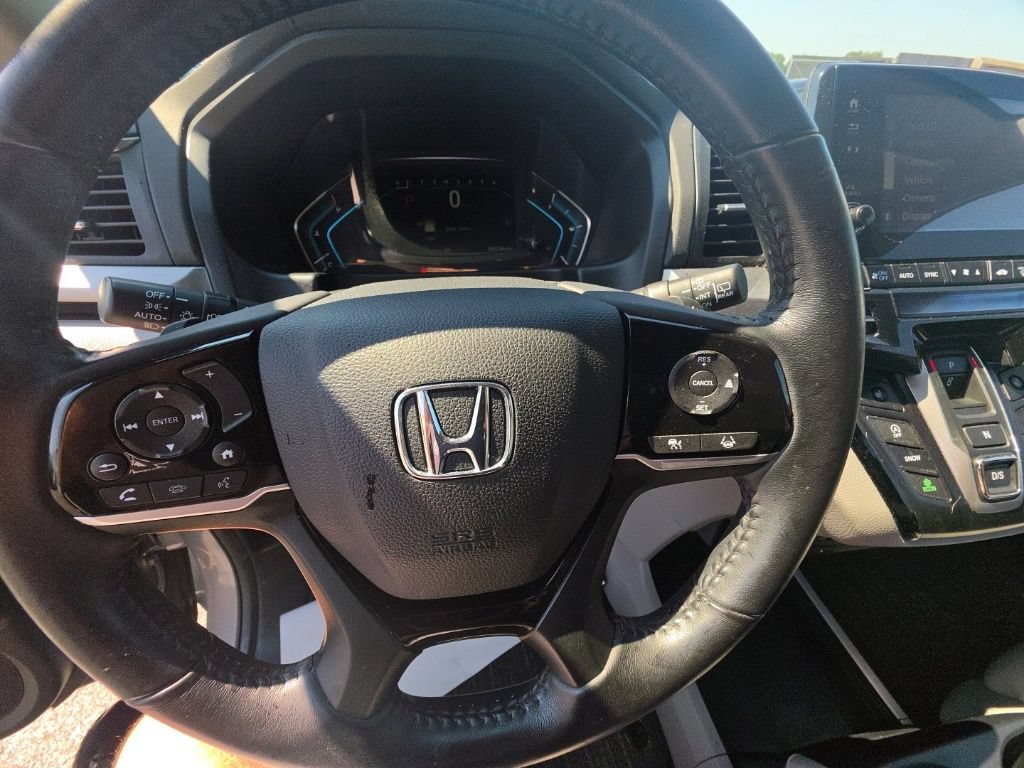 Used 2023 Honda Odyssey Touring image 13