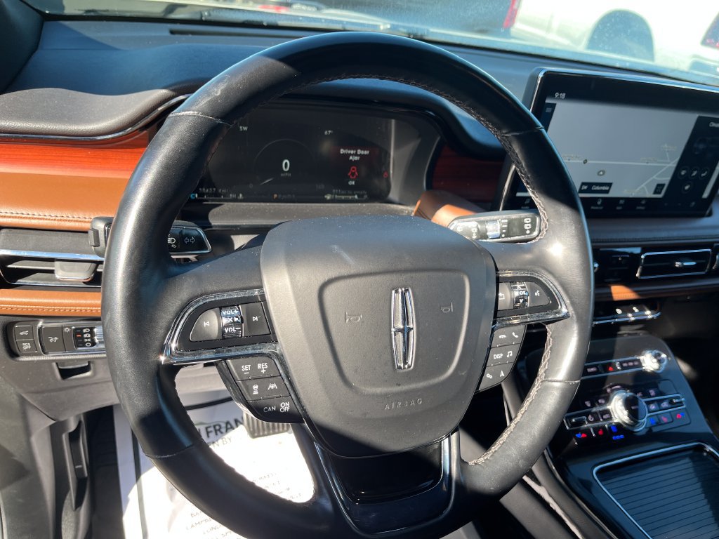 Used 2022 Lincoln Nautilus Reserve w/ Equipment Group 201A AWD/4WD image 14