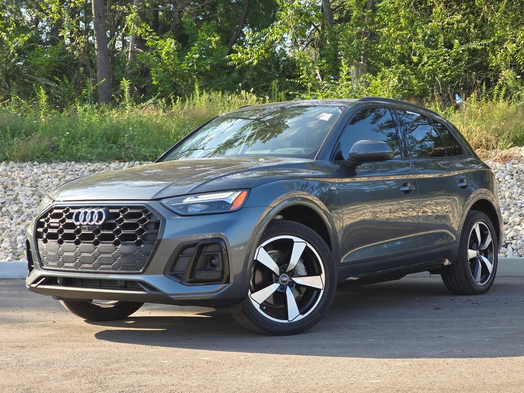 Certified 2023 Audi Q5 2.0T Premium Plus w/ Premium Plus Package AWD/4WD image 2