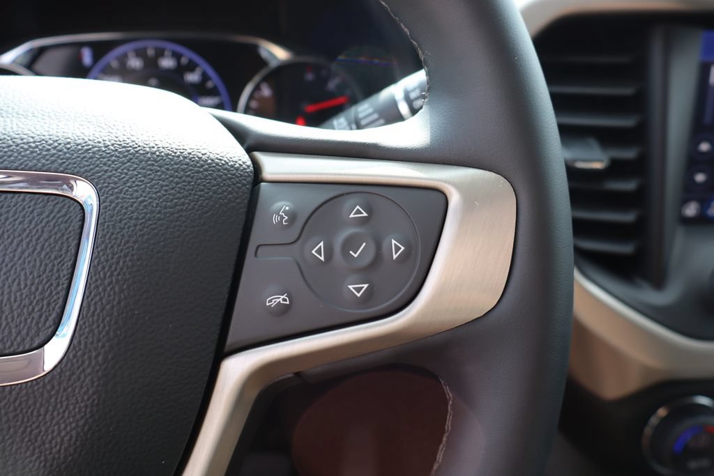 Used 2023 GMC Acadia Denali w/ Trailering Package AWD/4WD image 19