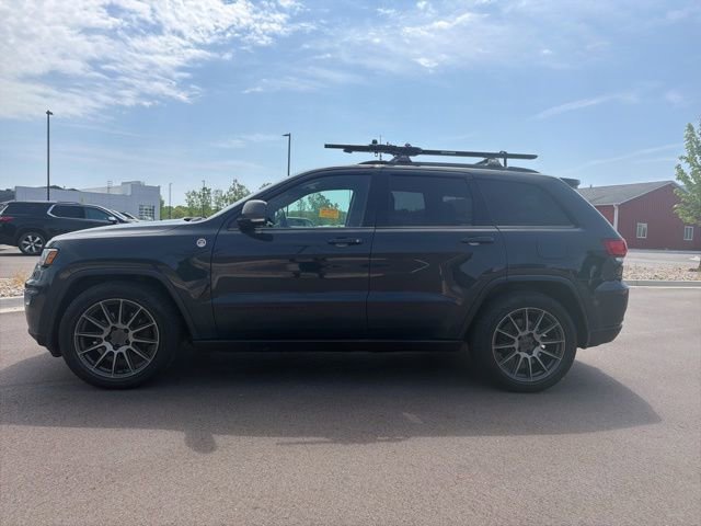 Used 2017 Jeep Grand Cherokee Trailhawk AWD/4WD image 2