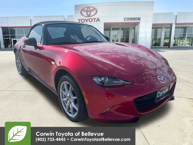 Used 2016 MAZDA MX-5 Miata Sport RWD image 1