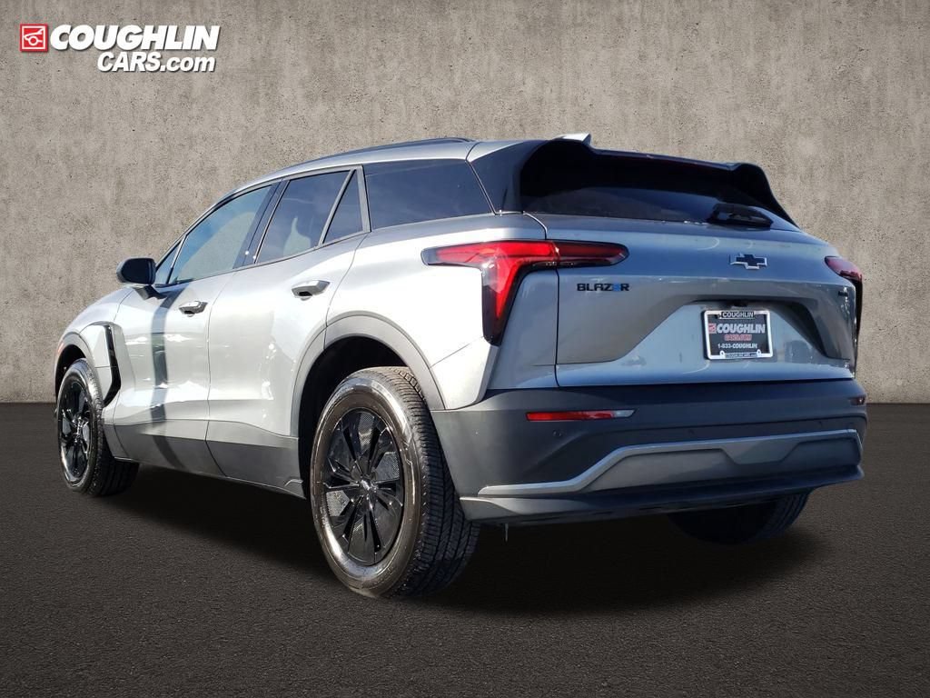New 2026 Chevrolet Blazer EV LT AWD/4WD image 3