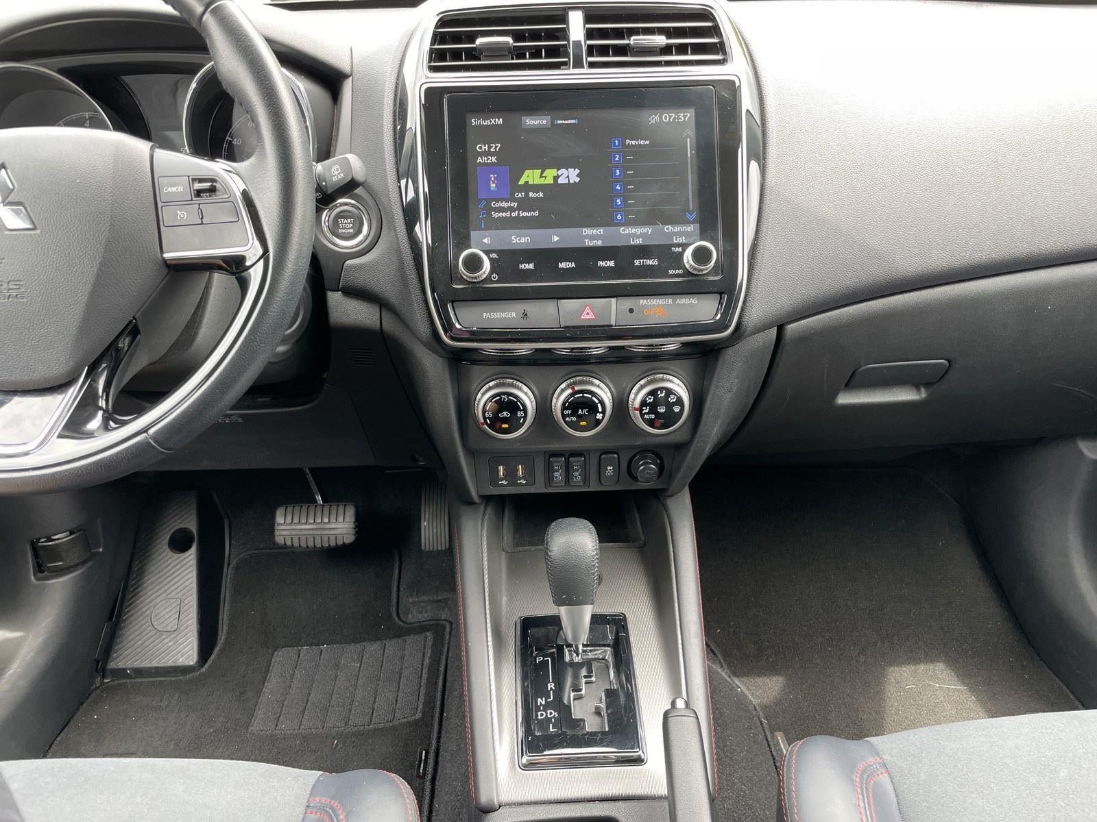 Used 2025 Mitsubishi Outlander Sport SE AWD/4WD image 23
