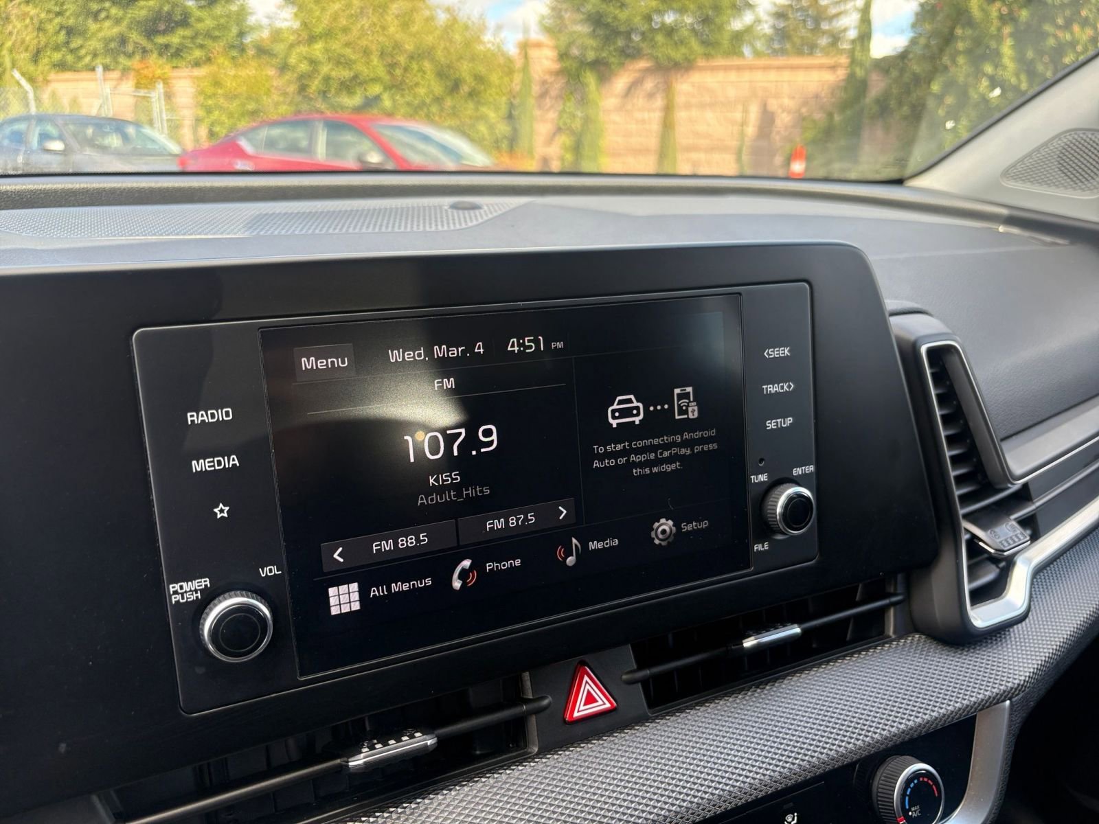 Used 2025 Kia Sportage LX image 20