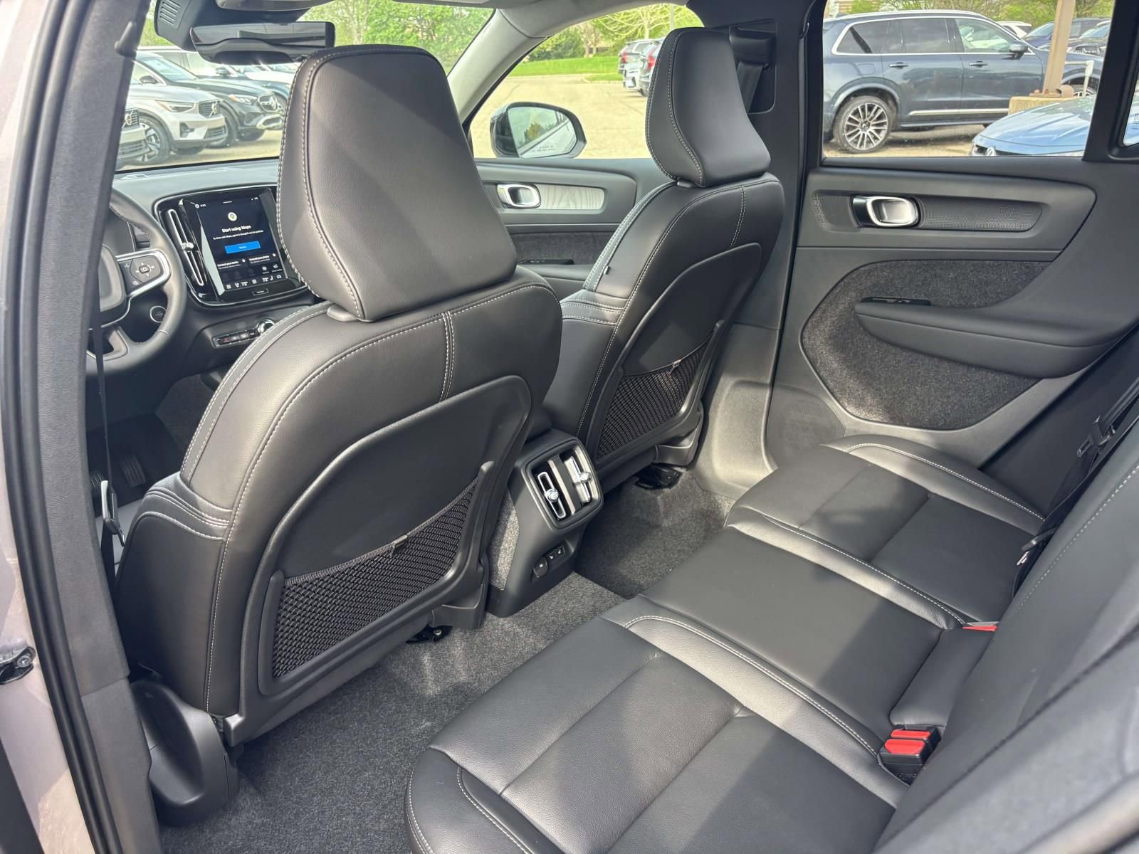 New 2026 Volvo XC40 B5 Core w/ Protection Package Premier AWD/4WD image 27