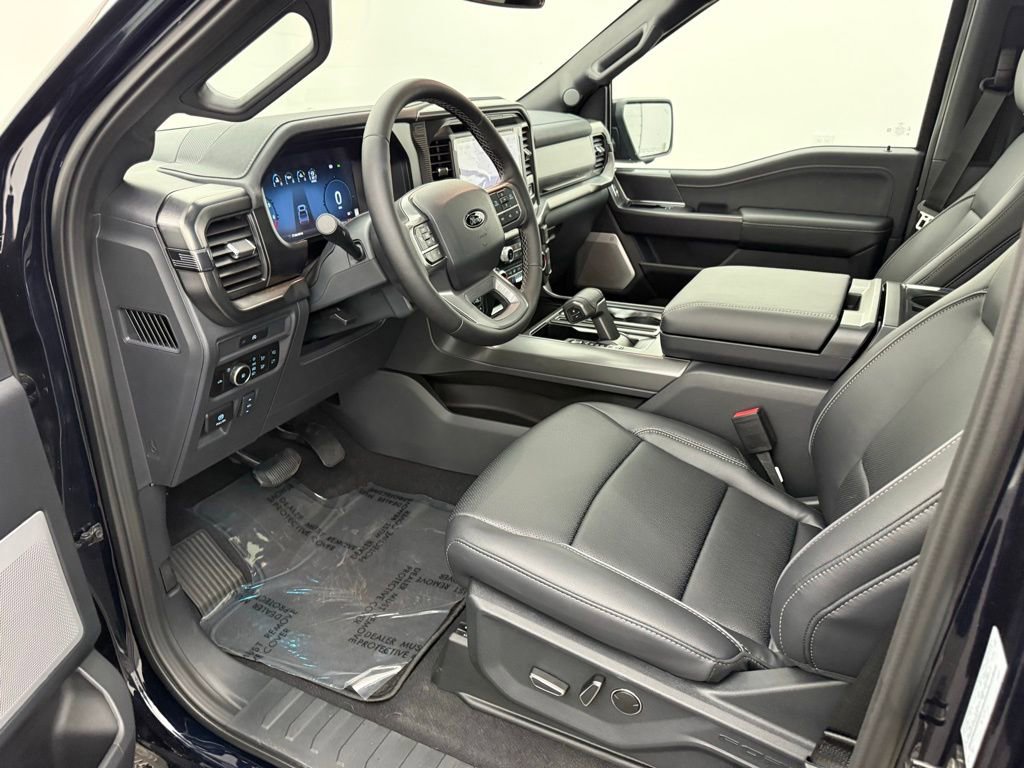 New 2025 Ford F150 Lariat w/ Equipment Group 502A High image 17