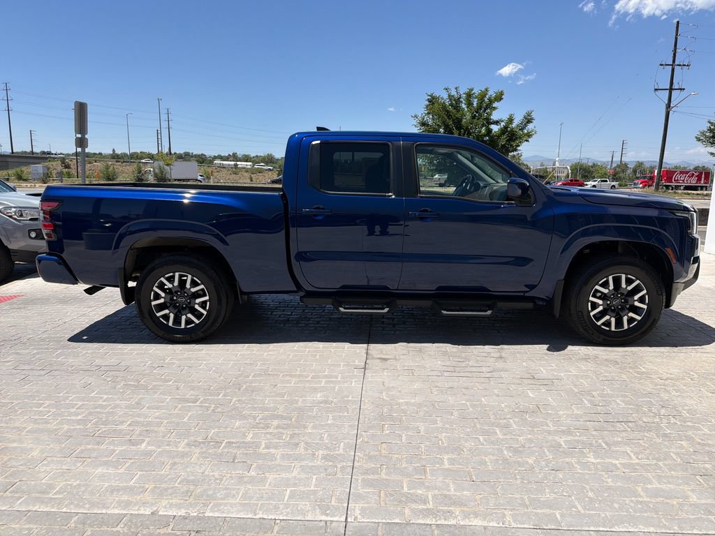 Used 2023 Nissan Frontier SV w/ Technology Package AWD/4WD image 6