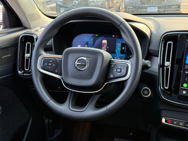Used 2026 Volvo XC40 B5 Plus AWD/4WD image 13