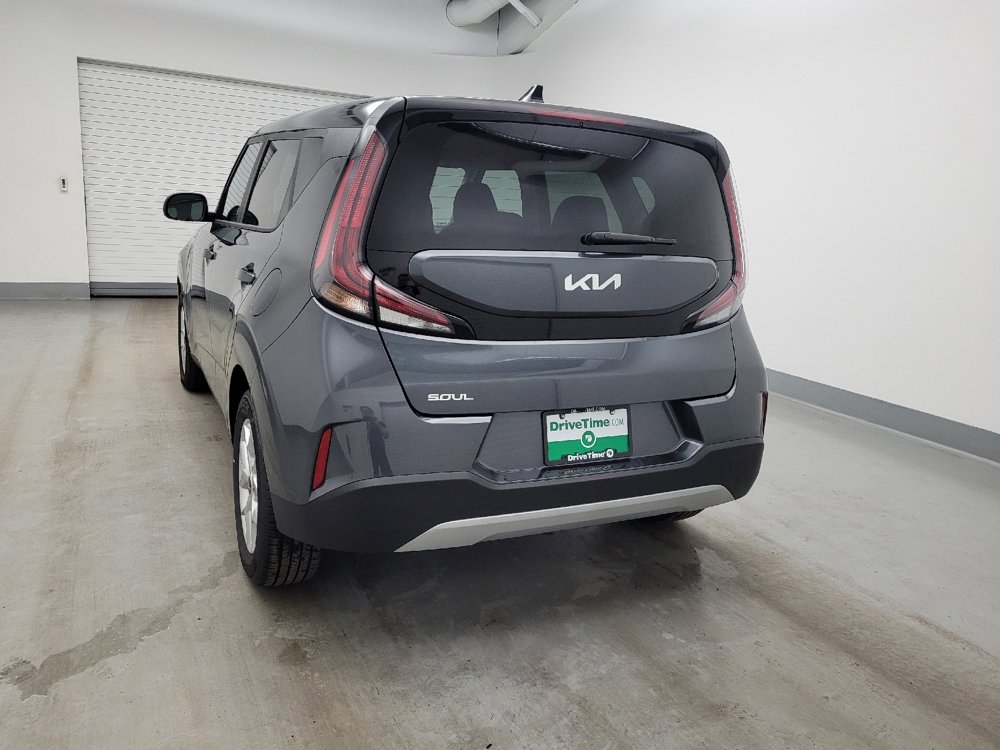 Used 2025 Kia Soul LX w/ LX Technology Package image 6