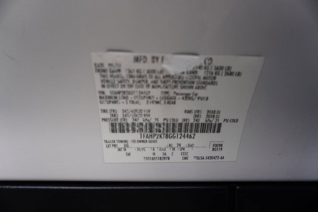 Used 2016 Ford Taurus SHO w/ Equipment Group 401A image 34