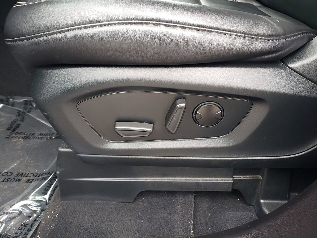 Certified 2022 Ford Explorer XLT w/ Equipment Group 202A image 21