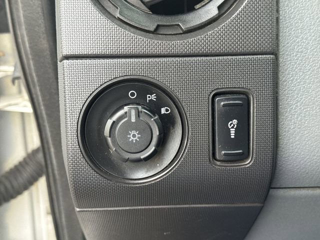 Used 2011 Ford F250 XL w/ XL Value Pkg image 16