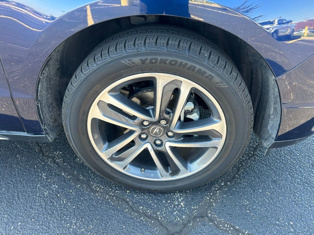 Used 2017 Acura MDX FWD w/ Advance Package image 2
