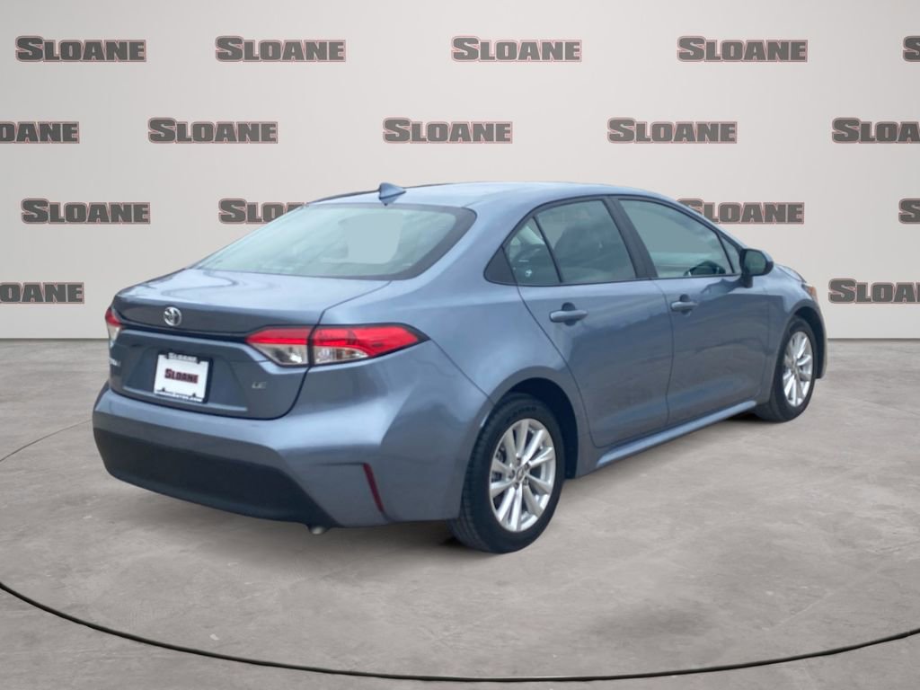 Used 2024 Toyota Corolla LE w/ LE Convenience Package image 5