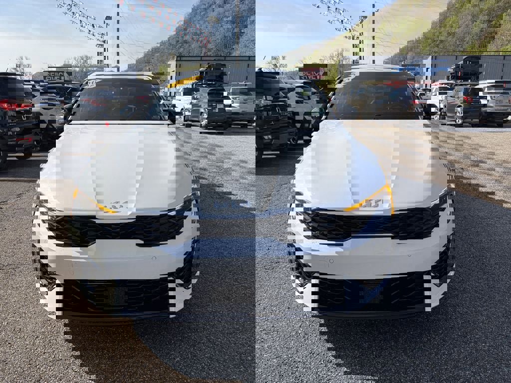 Used 2025 Kia K5 GT-Line image 11