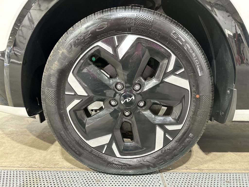 Used 2024 Kia Niro Wind image 28