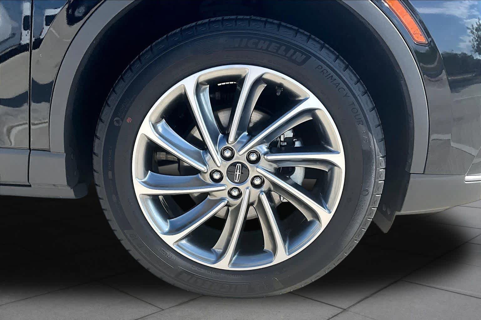 Used 2024 Lincoln Corsair FWD w/ Equipment Group 101A image 10