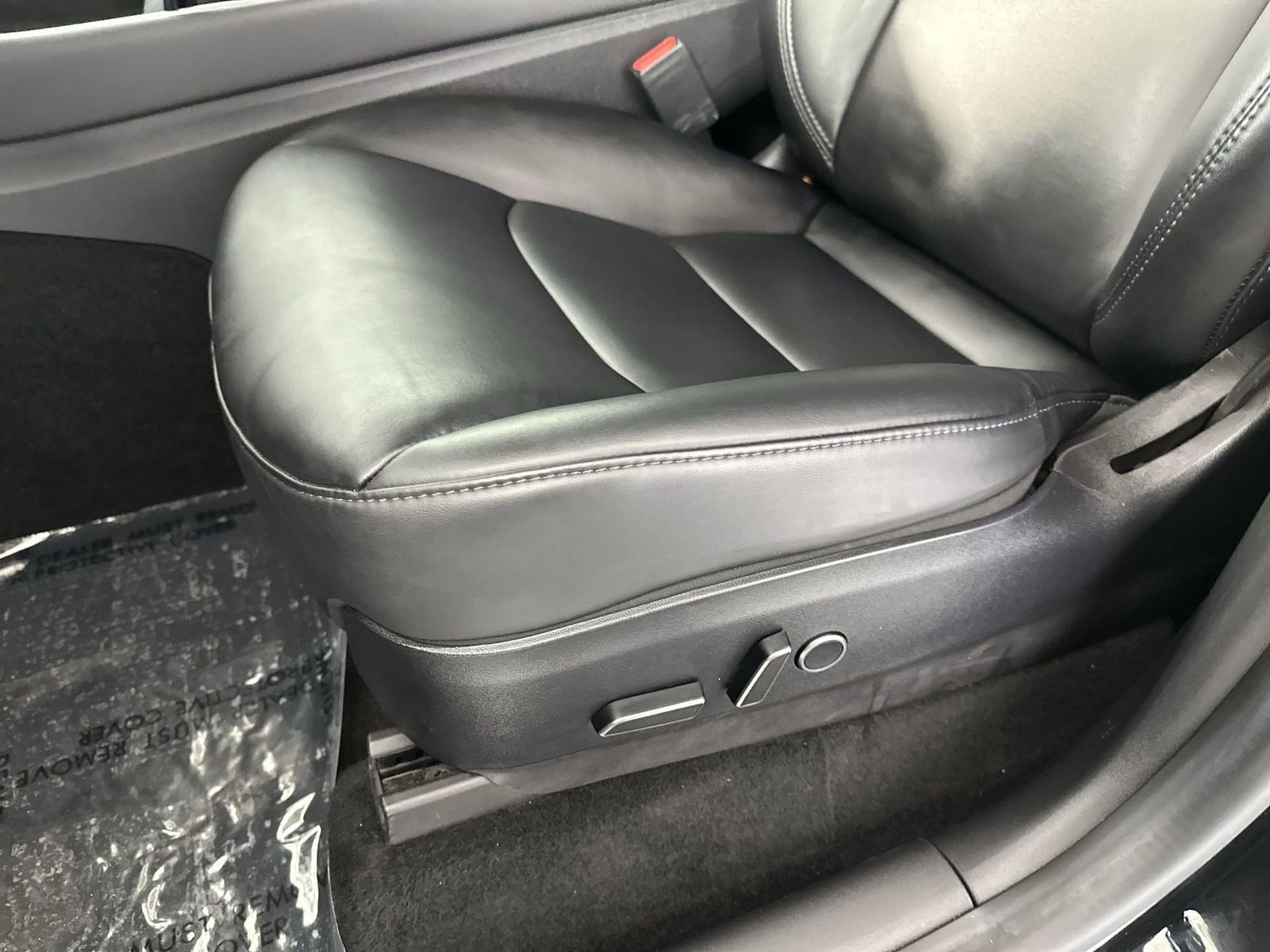 Used 2021 Tesla Model Y Long Range image 12