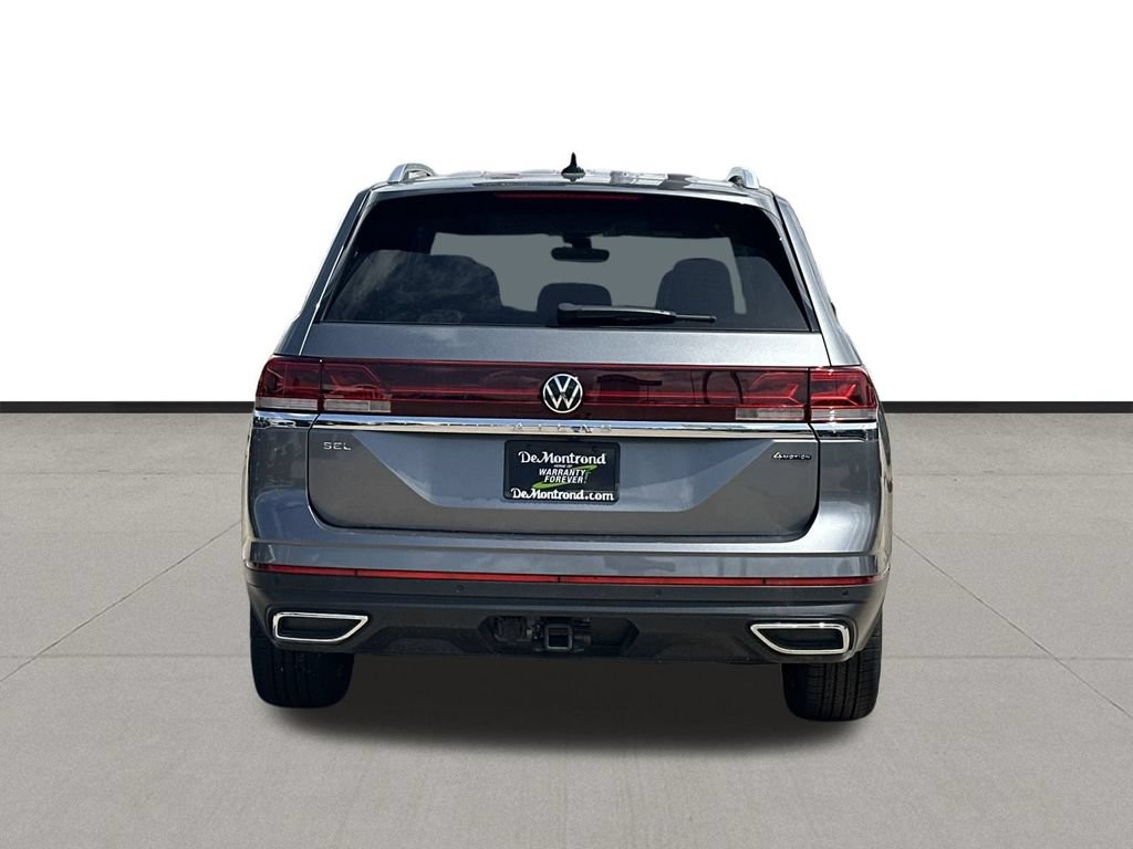 Used 2024 Volkswagen Atlas SEL AWD/4WD image 6