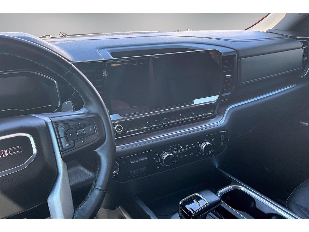 Used 2024 GMC Sierra 1500 SLT w/ SLT Premium Package AWD/4WD image 10