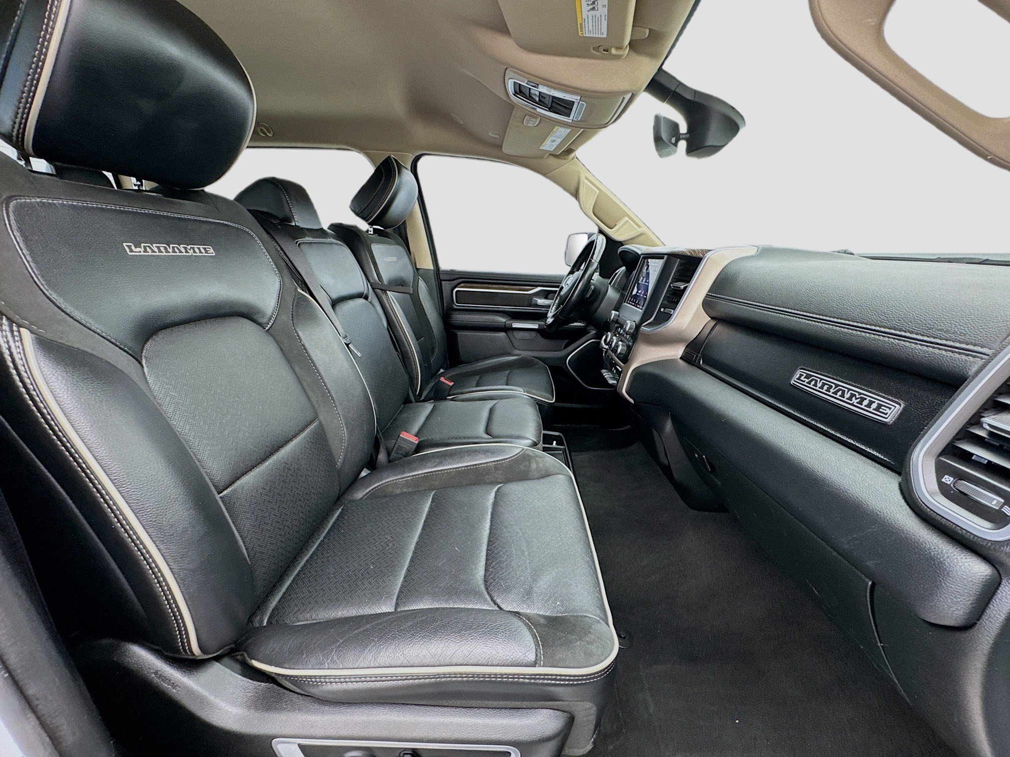 Used 2020 RAM 1500 Laramie w/ Off Road Group image 19