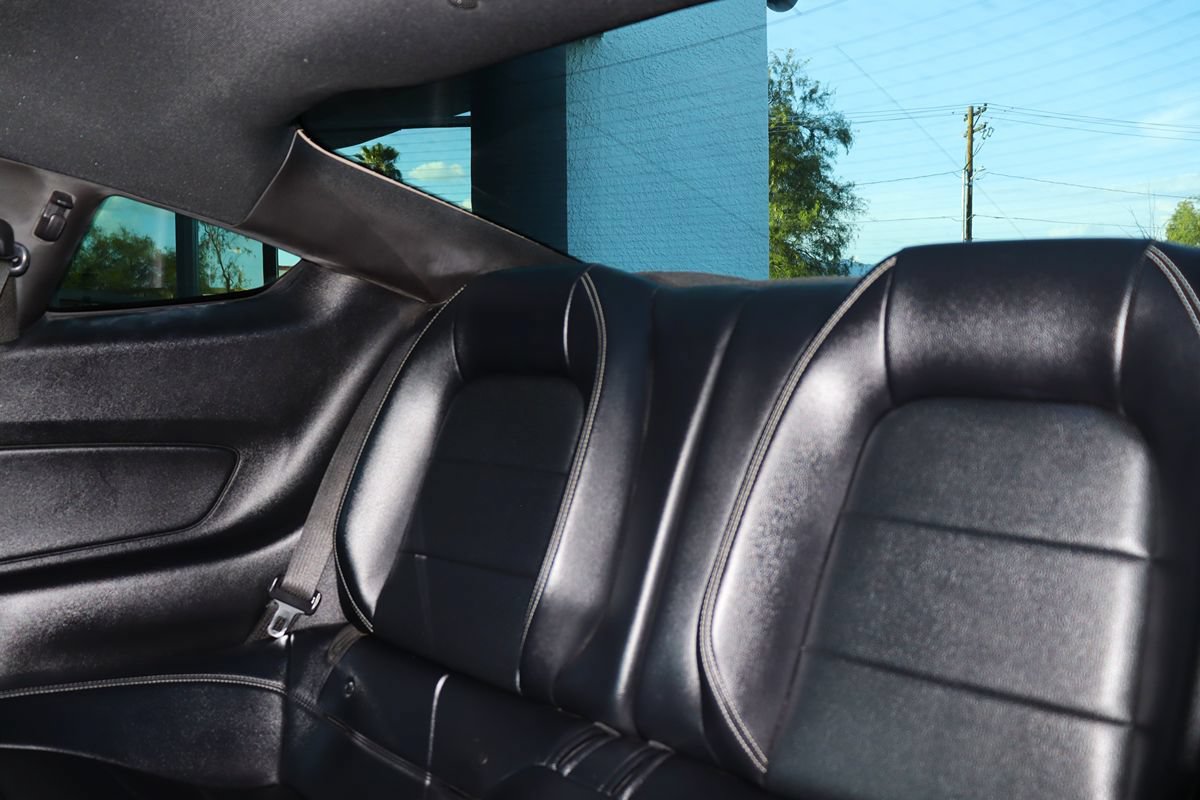 Used 2017 Ford Mustang Premium RWD image 34
