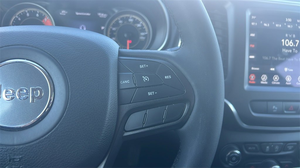 Used 2021 Jeep Cherokee Trailhawk w/ Premium Leather Package image 27