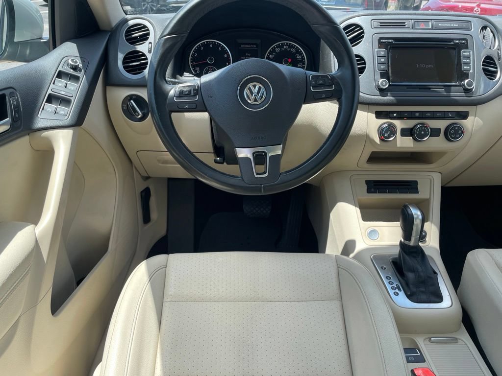 Used 2015 Volkswagen Tiguan SE FWD image 19