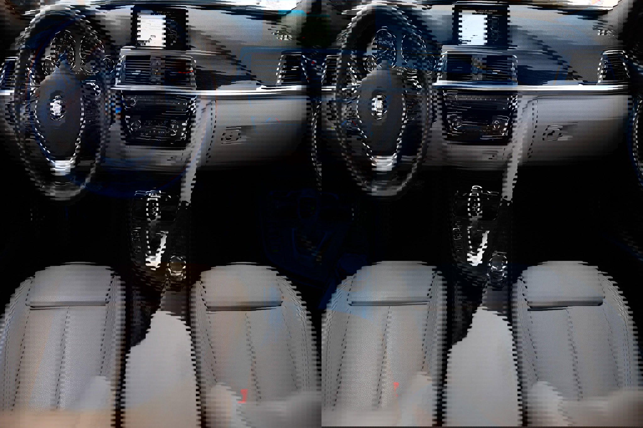 Used 2017 BMW 340i image 2