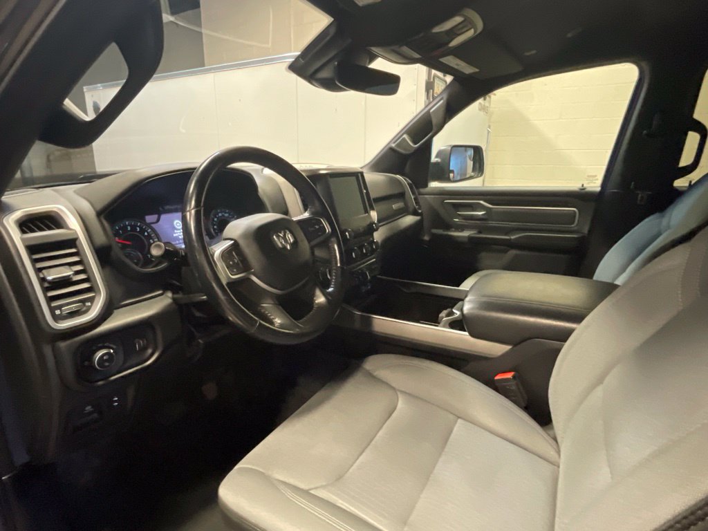 Used 2022 RAM 1500 Big Horn AWD/4WD image 13