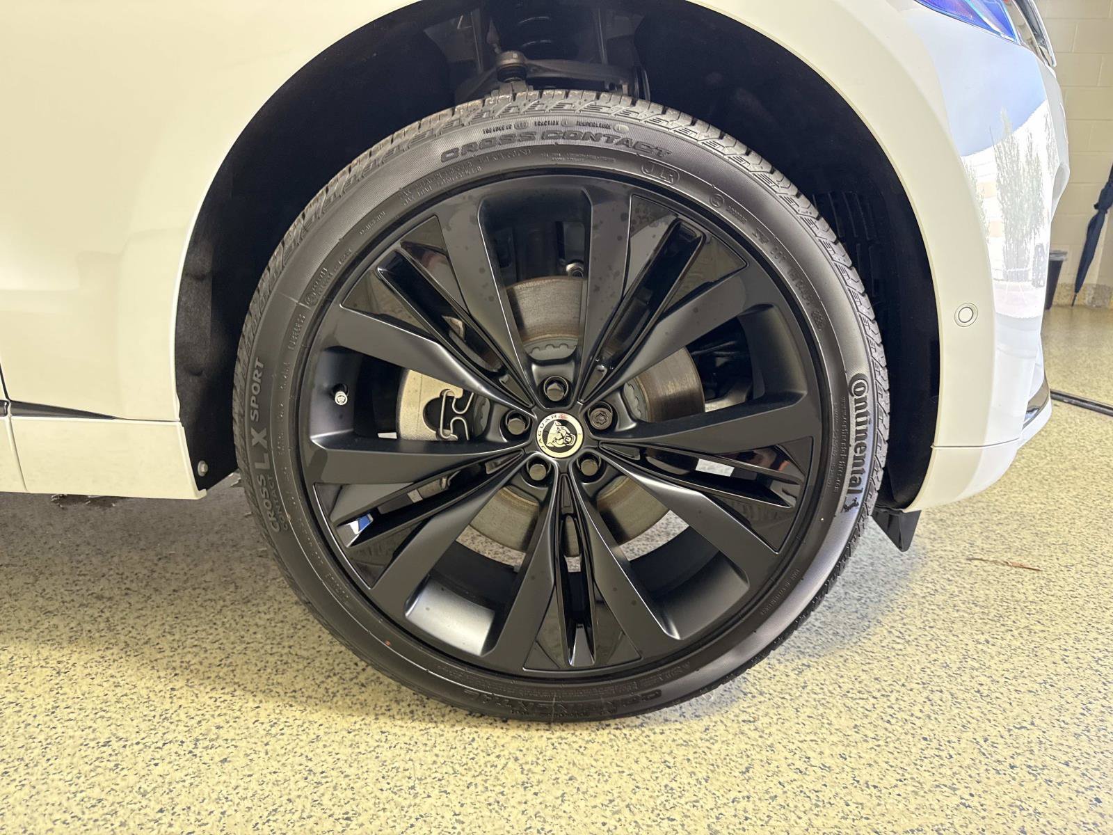 New 2026 Jaguar F-PACE R-Dynamic S AWD/4WD image 9
