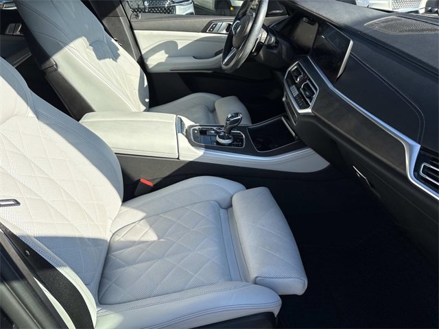 Used 2023 BMW X5 sDrive40i w/ Executive Package image 23