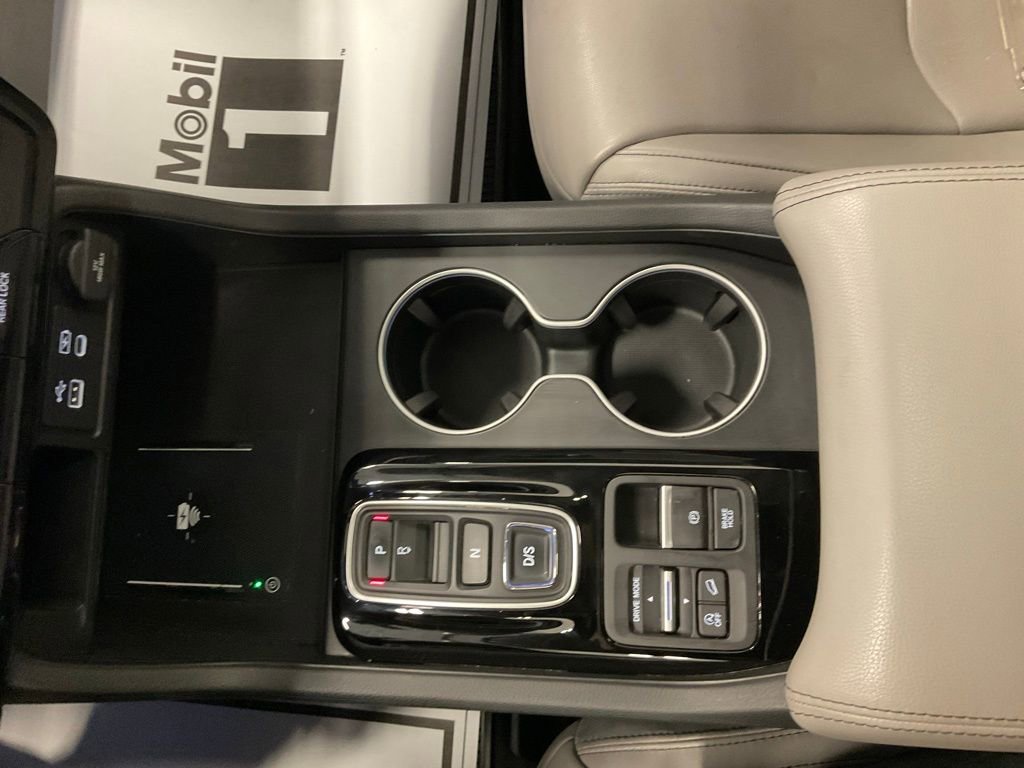 Used 2023 Honda Pilot Touring image 19