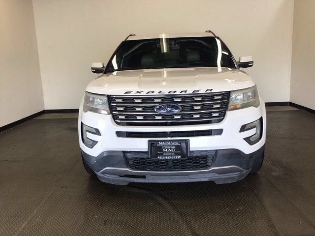 Used 2017 Ford Explorer Limited AWD/4WD image 2