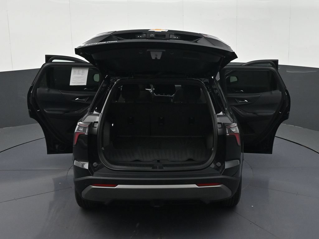 Certified 2026 Chevrolet Equinox LT w/ Safety and Technology Package AWD/4WD image 41