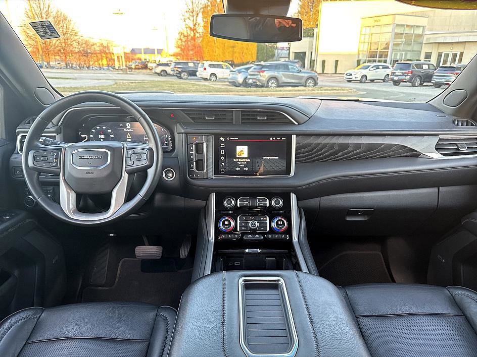 Used 2023 GMC Yukon Denali image 19