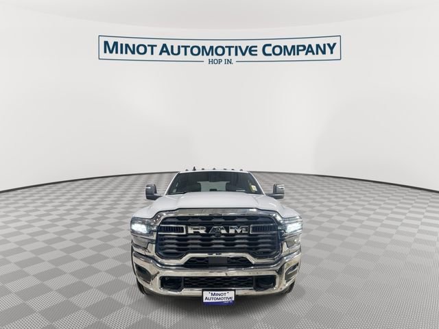New 2026 RAM 5500 Tradesman w/ Chrome Appearance Group image 3
