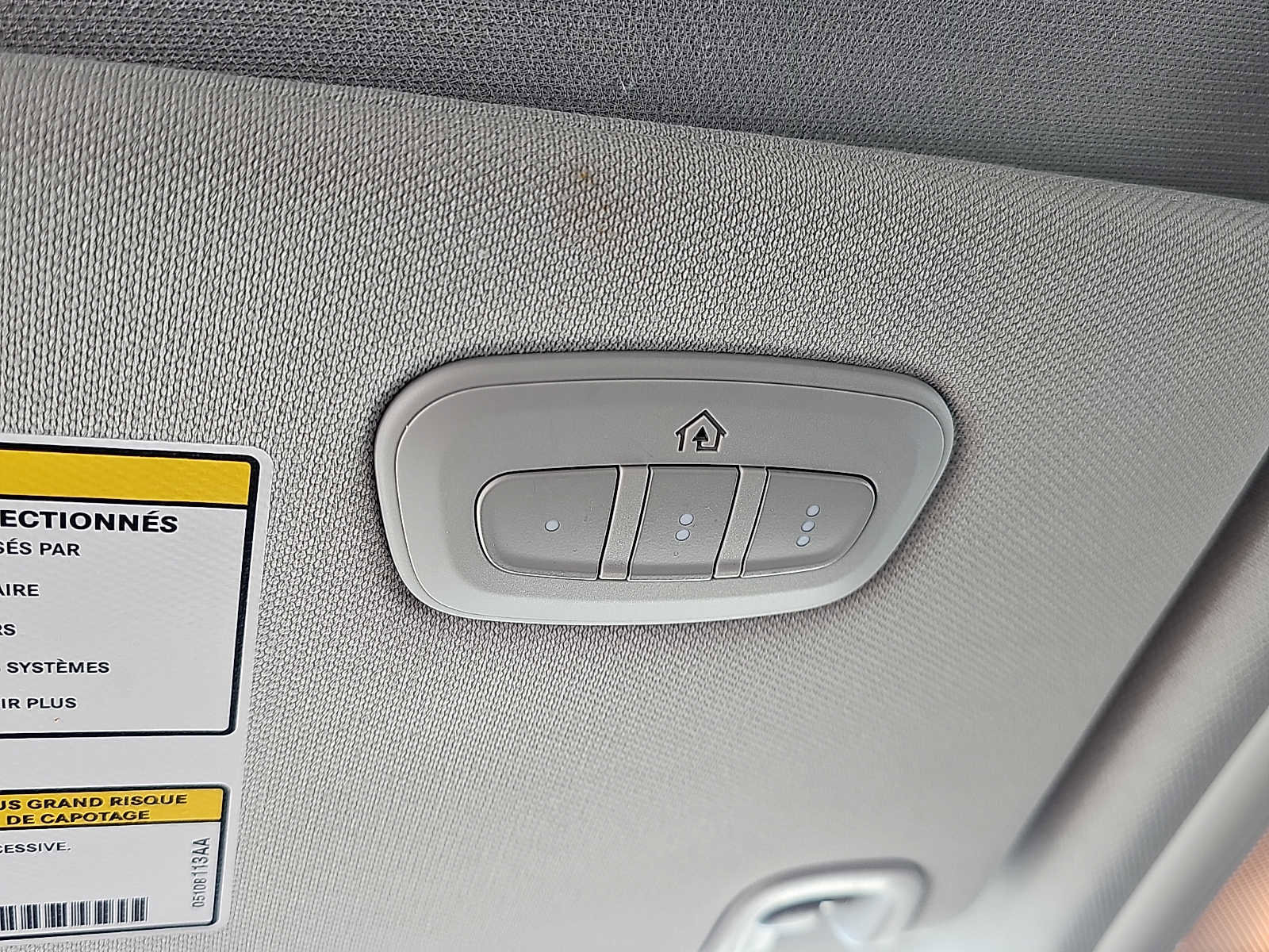 Used 2023 Jeep Cherokee Altitude Lux image 27