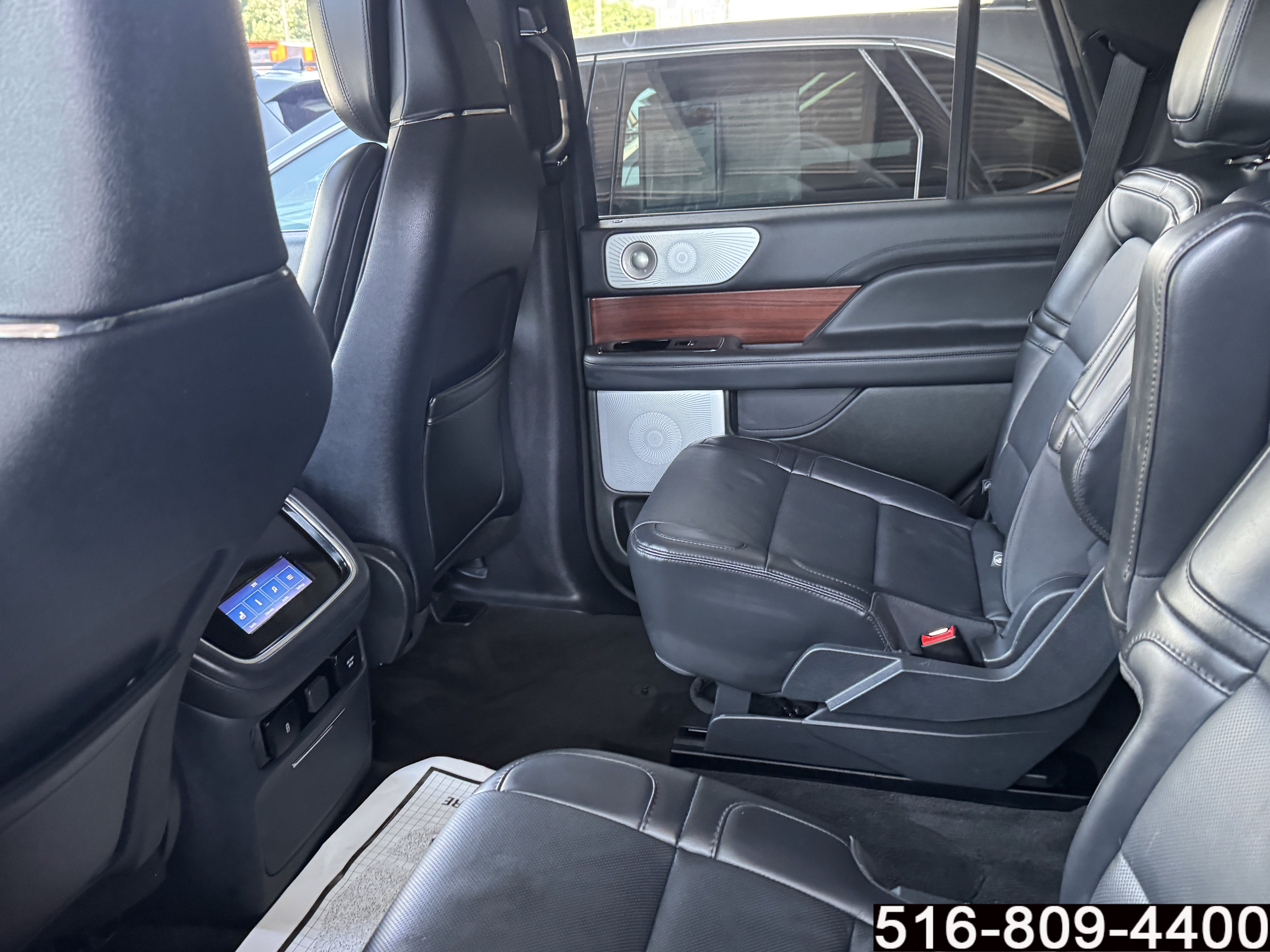 Used 2023 Lincoln Navigator Reserve AWD/4WD image 36